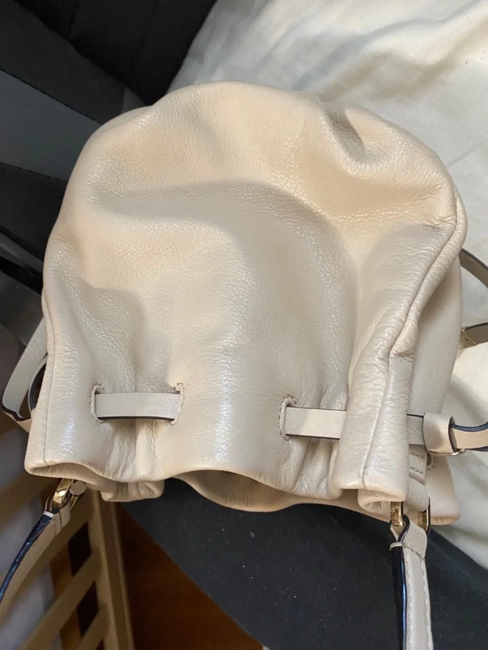 Kate Spade poppy bucket crossbody small bag